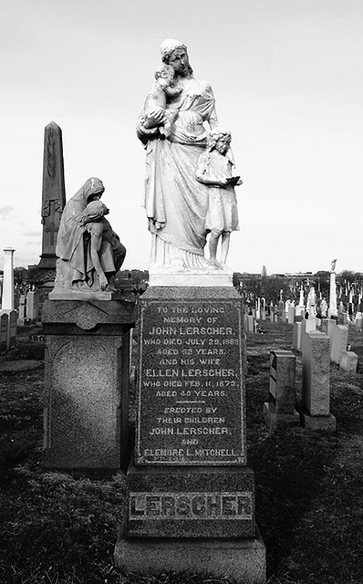 Funerary Monument for the Lerscher Family in Calvary Cemetery, March 2008