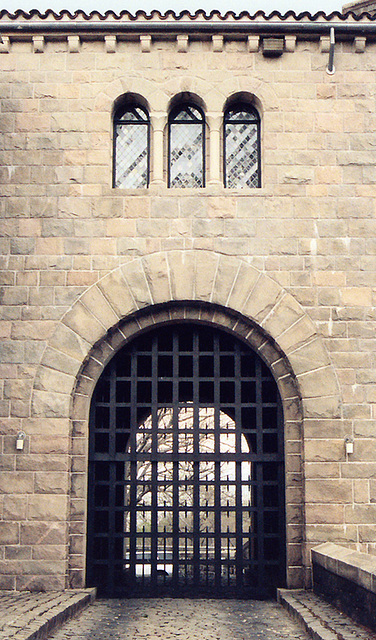 Gate at the Cloisters, April 2007