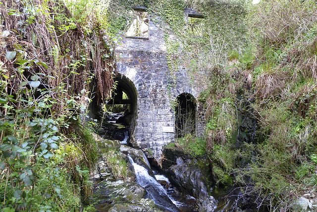 Isle of Man 2013 – Old mine buildings