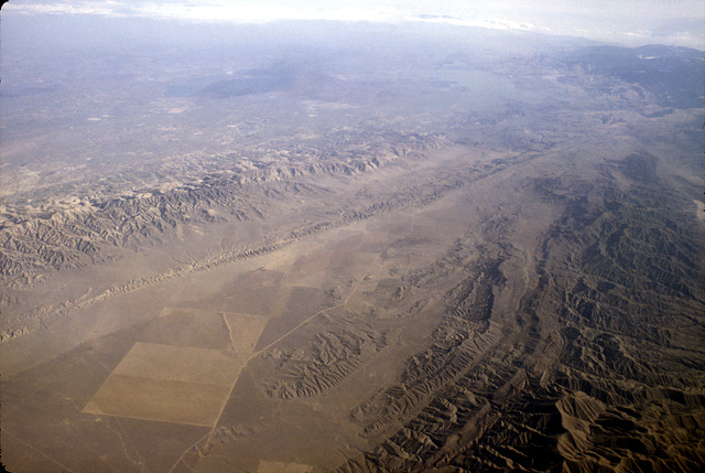 21-air_view_anticline-1-87_ig_adj