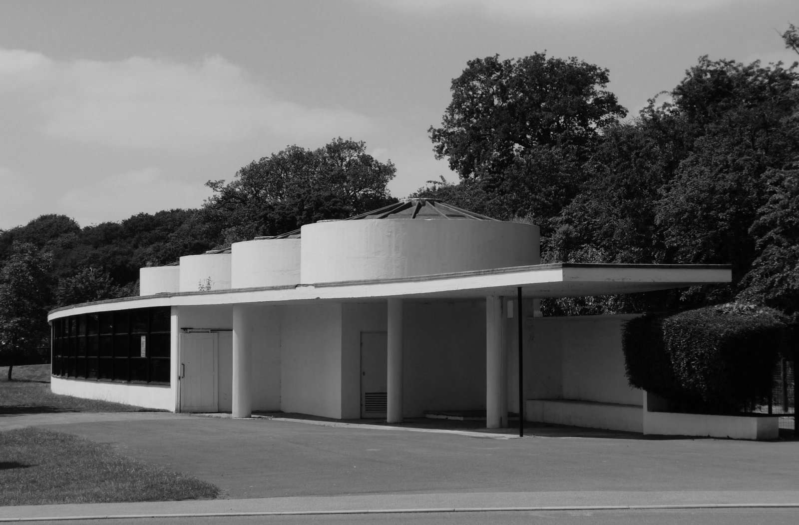 Lubetkin Elephant House (Mono) - 6 July 2013