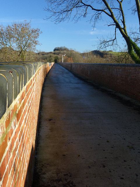 Images of Hockley Viaduct (4) - 14 January 2014