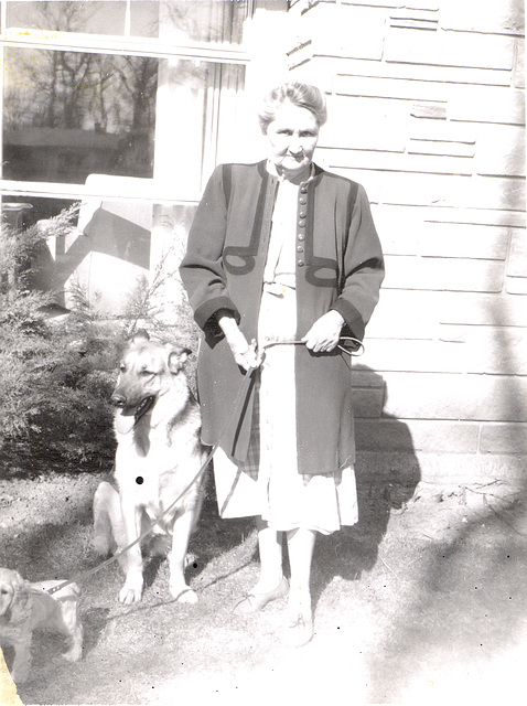 The '50s. My grandmother with Lady and Taffy.