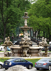 Fountain in the Bronx Zoo, May 2012