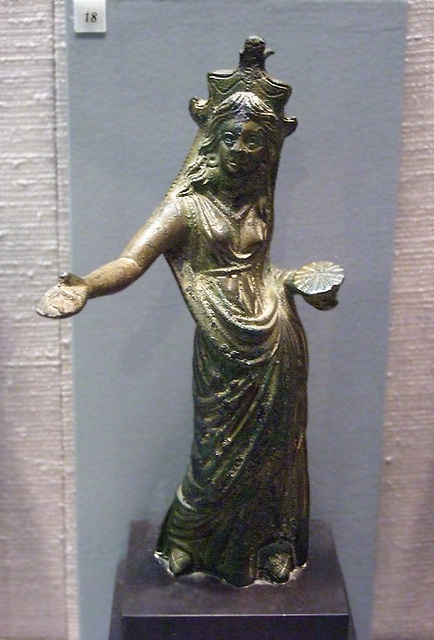 Statuette in the Princeton University Art Museum, August 2009