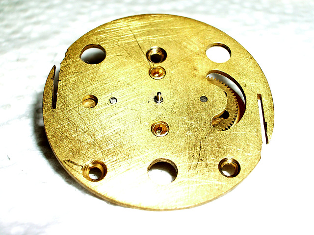 Dial caliper mechanism