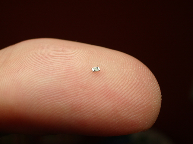 Tiny SMD resistor