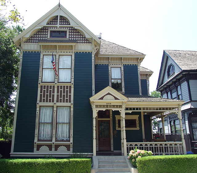 A Victorian House in Los Angeles, July 2008