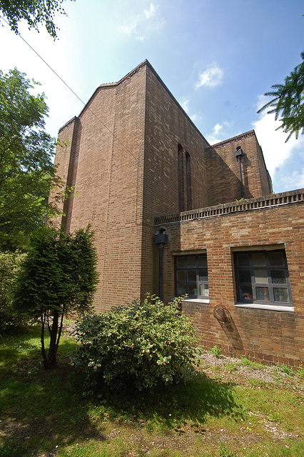 Saint Luke's Church, Loscoe, Derbyshire