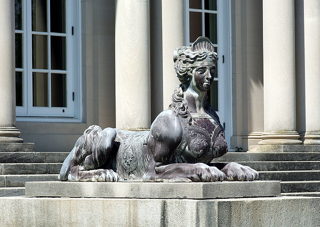 Sphinx in Old Westbury Gardens, May 2009