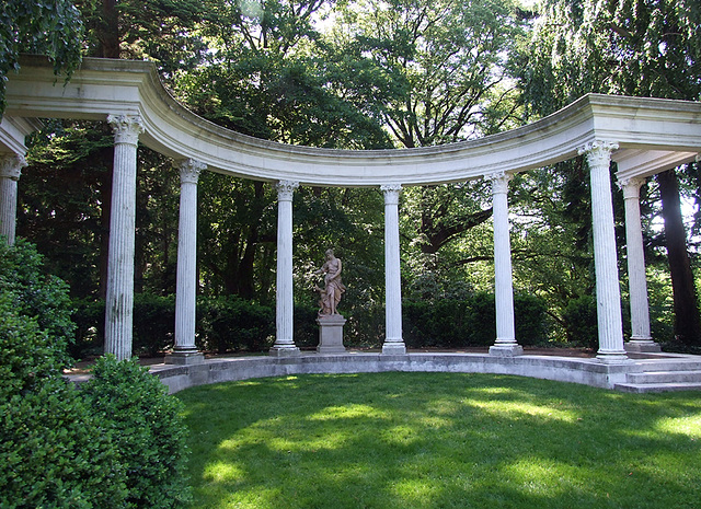 Colonnade in Old Westbury Gardens, May 2009