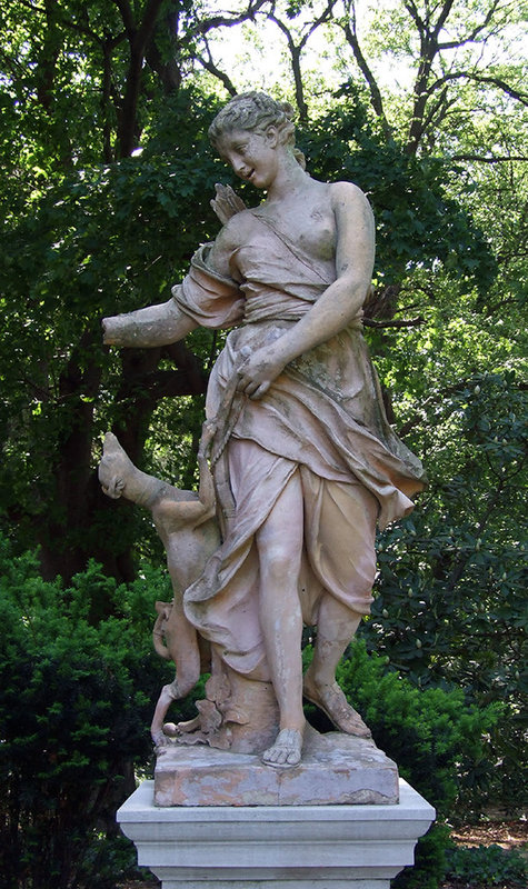 Diana the Huntress Sculpture in Old Westbury Gardens, May 2009