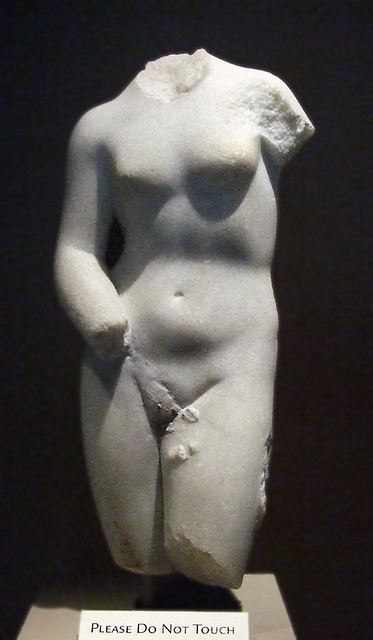 Copy of the Aphrodite of Knidos in the Walters Art Museum, September 2009