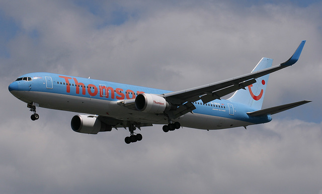 Thomsonfly Boeing 767-300