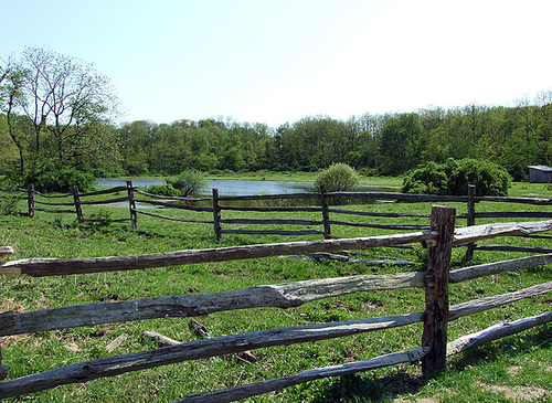 ipernity: Fence & Lake in Old Bethpage Village Restoration, May 2007 ...