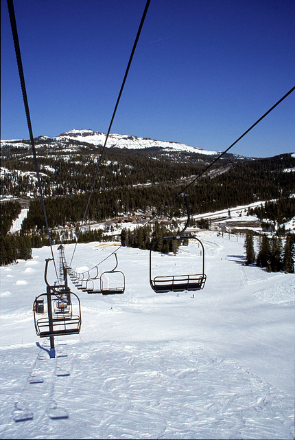 26-chair_lift_adj