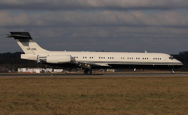 McDonnell Douglas MD-87 VP-CNI