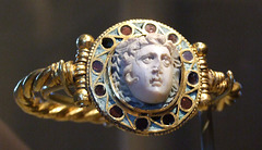 Bracelet with a Cameo of Medusa in the Boston Museum of Fine Arts, October 2009