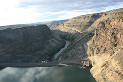 Round Butte Dam and Lake Billy Chinook