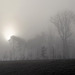 AUXONS-DESSUS: Levé du soleil dans le brouillard.