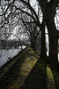 BESANCON: Promenade le long du doubs.