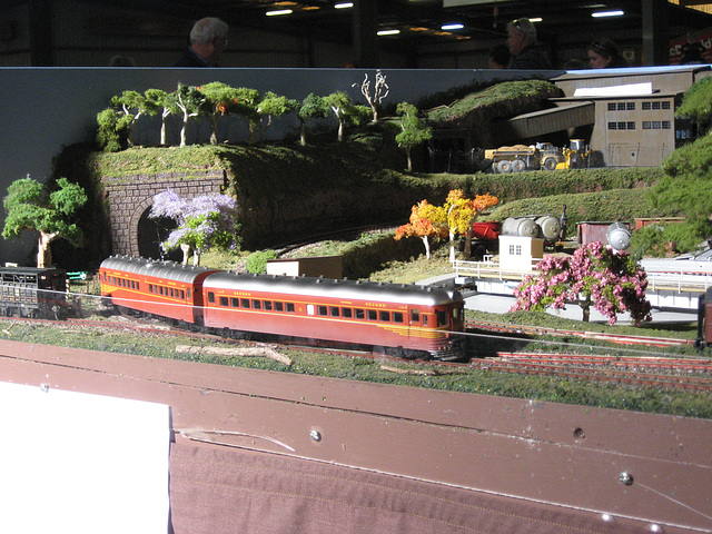 Tmba model trains 09 002