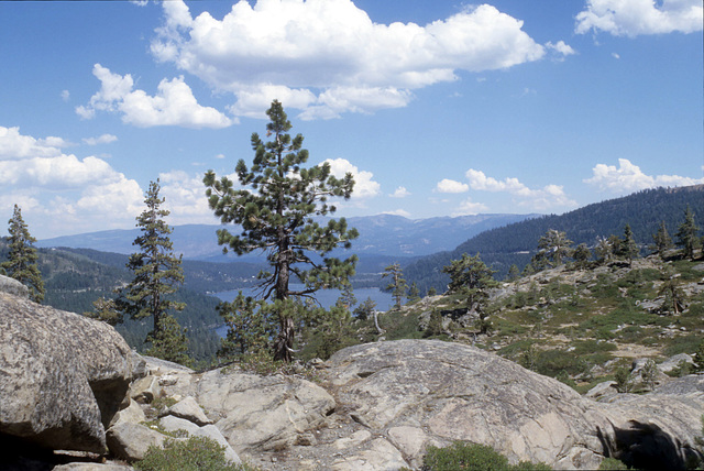 33-Donner_Lake_view_ig_adj