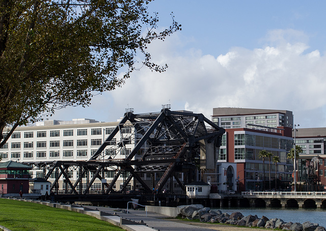 SF waterfront 3rd St Bridge (0213)