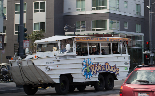 SF ATT park duck ride (0221)