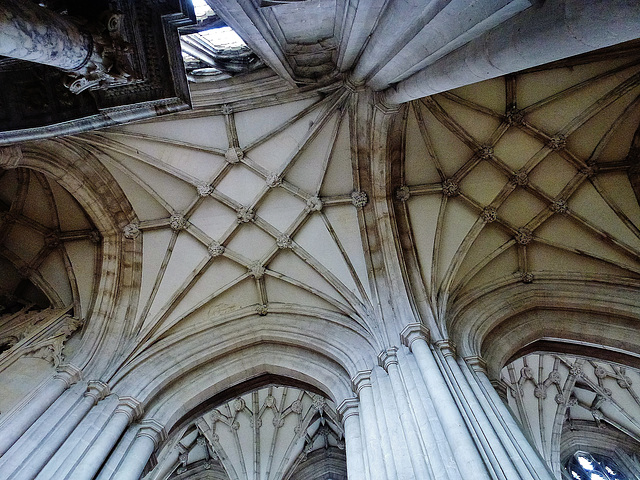 winchester cathedral, hants.