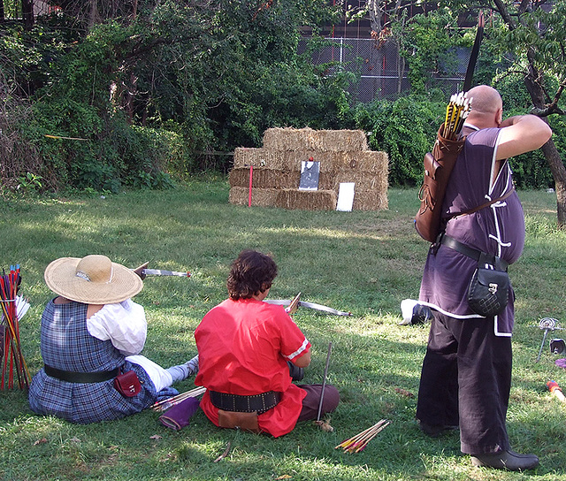 Archers Lady Griscin, Ryan, and Lord Chinua at the Queens County Farm Fair Demo, September 2007