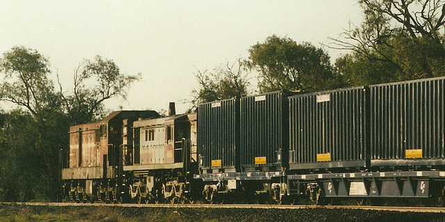 200112WeeWaa490448nn0003