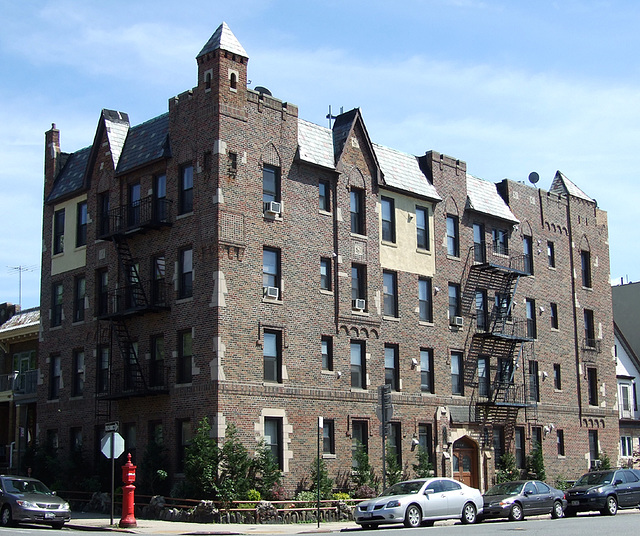 Apartment Building in Bay Ridge, May 2010