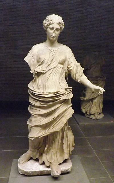 Aura Statue in the Vatican Museum, July 2012