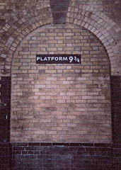 Kings Cross Platform 9 3/4 in London, 2004