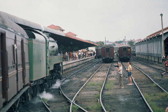 197301Bris3813044F1000051 197301Bris3813044F1000051