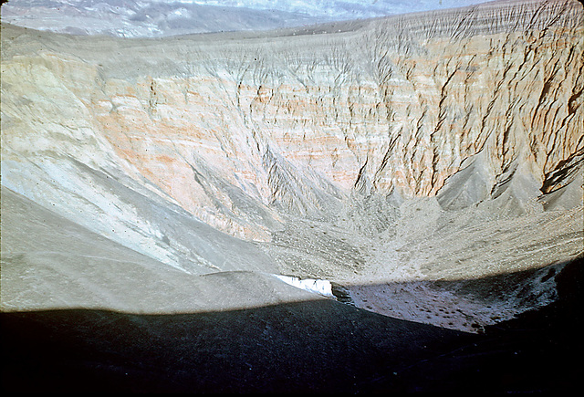 10-Ubehebe_crater-r_adj