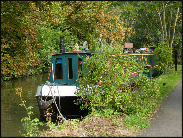 canal boat buddha