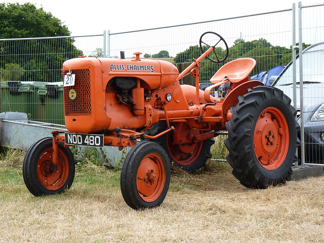 Tractors at Netley Marsh (7) - 27 July 2013