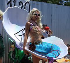 Clam Shell Mermaid at the Coney Island Mermaid Parade, June 2007