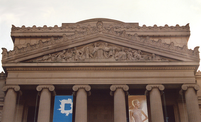 Pediment of the Brooklyn Museum, Nov. 2006