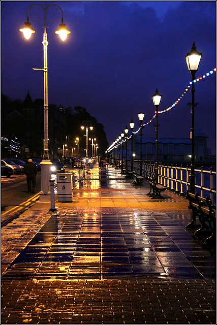 Promenade at night