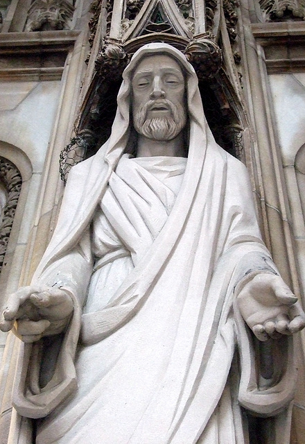 Detail of Jesus on St. Thomas Church, August 2007