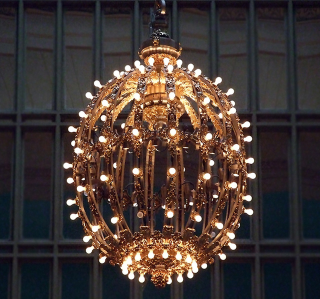 Light in Grand Central Station, June 2007