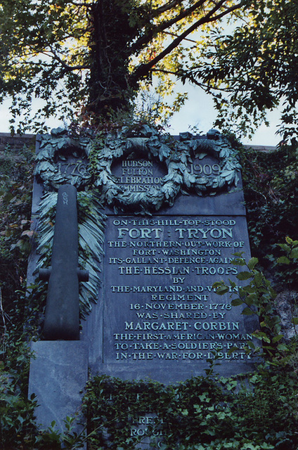 Commemorative Plaque in Fort Tryon Park, Oct. 2006