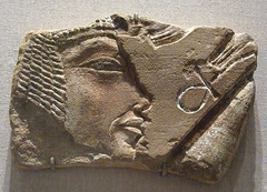 Early Image of Nefertiti in the Brooklyn Museum, January 2010