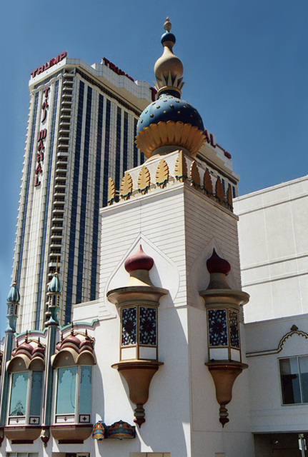 The Taj Mahal Hotel and Casino from the Boardwalk in Atlantic City, Aug. 2006