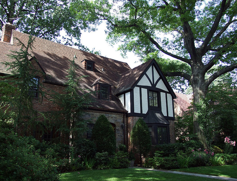 Tudor House in Forest Hills Gardens, July 2007