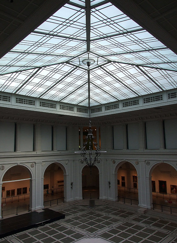 The Inner Courtyard in the Brooklyn Museum, August 2007