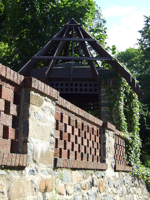 Fence and Gazebo in Forest Hills Gardens, July 2007